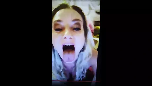 Kirli sürtük benim horoz istiyor