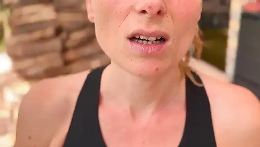 Bölüm 50 : orta yaşlı seksi kadın da spor yapıyor