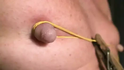 meme uçlarını germe