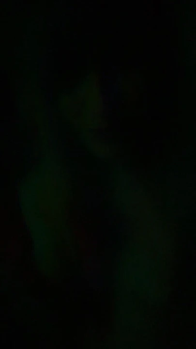 Seni düşündüğümde kendime dokunuyorum