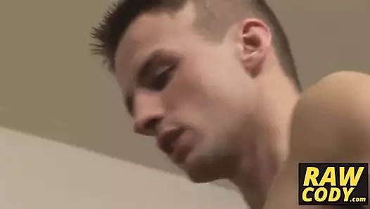 Harly pound emory içinde onun tatlı kıçı onu inliyor