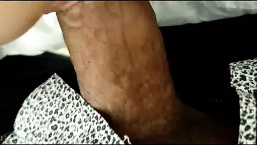 Kimse beni sikmek istemediği için ateşli bir sikiş seks oyuncağında mastürbasyon yapıyor