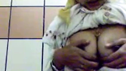 malay-kakakku melancap