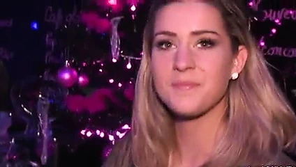 Annabella iki birden alıyor