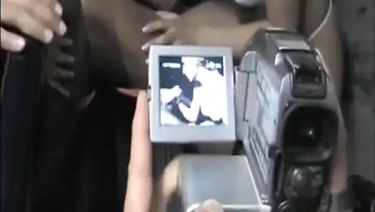 Azgın Sürtükler Yarak Emiyor Ve Sert Sikişiyor