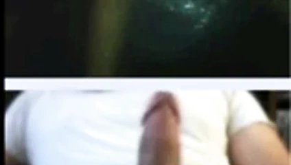 Karanlıkta büyük göğüslerle oynamak