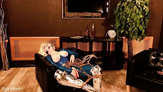 Bdsm ip esaret sürecinden sahne arkası, latekste shibari mastürbasyon