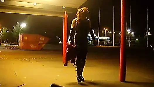 Yeni becerdin ve mutlu deri tranny