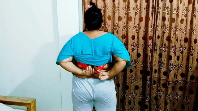 Hintli kız ateşli bangla edepsizce konuşuyor, güzel xxx video