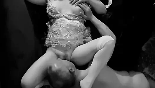 Asya milf gets güzel oral