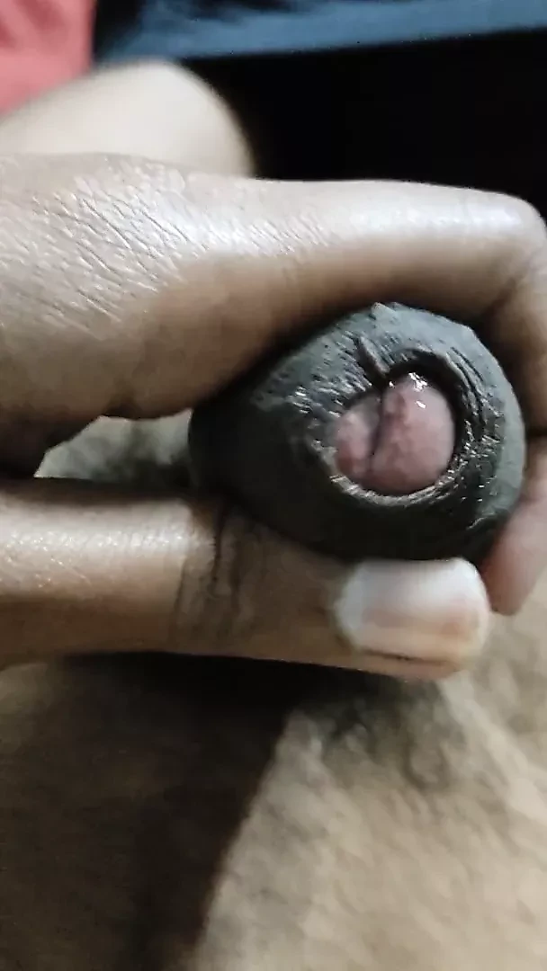 Büyük, şişman bir horozla mastürbasyon yapmak ister misin?