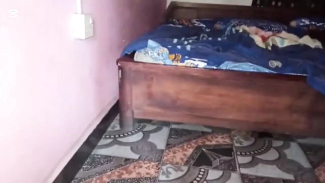 Büyük zenci kız bugün beni sandalyede çok seksi sikiyor