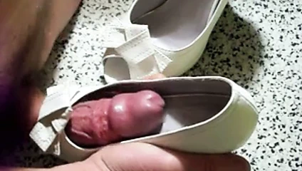 Beyaz açık toe sikme