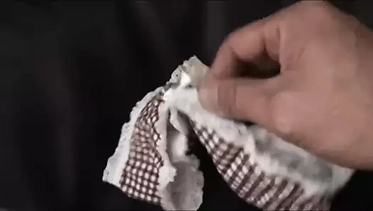 külot içinde mastürbasyon