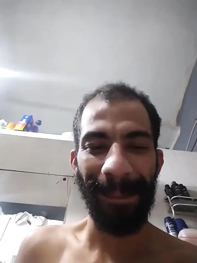 Gizli Banyoda El Hareketi