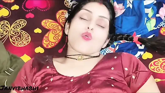 Karva Chauth'da, genç bir kadının pembe amını yaladıktan sonra sert sikildi.