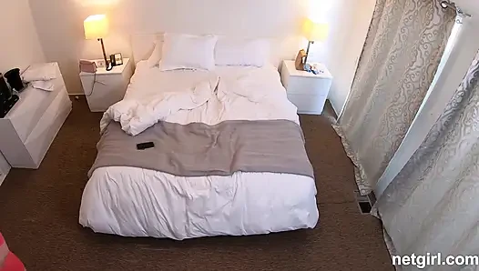 Otel odasında rahat sikiş