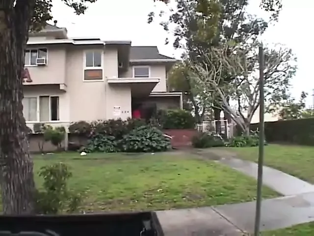 Yaramaz kızıl saçlı üniversiteli kız öğrenci yurdunda iki üniversite öğrencisi tarafından amını siktiriyor