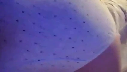 Honeydrop götünü sallıyor