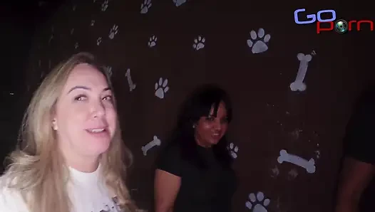 Domino Oyunu Gerçekle Biter Ya Da Çok Fazla Fahişelik Ile Meydan Okur