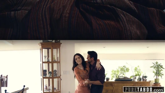 Saf tabu üvey anne üvey amca ile genç yakalandı ve katıldı