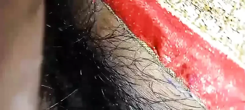 Komşunun karısını sikiyor