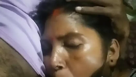 Oral seks bobs gösterisi