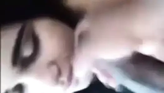 Kız kardeşim yüzüne komşunun cum alır