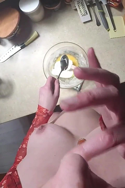 Sadece tarifi izliyordum... Yemin ederim!