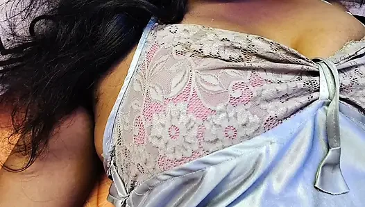 Madhumitha açık seks için açık meydan okuma xxx kimse bunu yapamaz? Ses Sürümünü Temizle