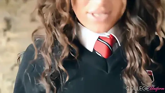 Becky Holt ile üniformalı azdırma