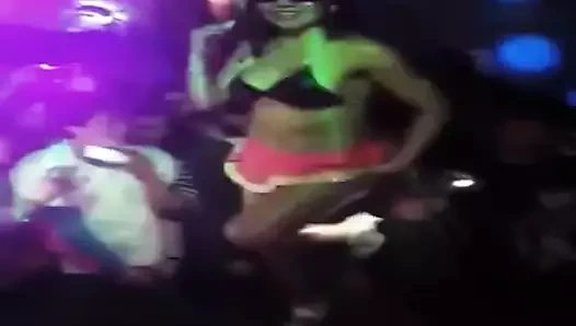 Sıcak conejita diskotek chilena'yı göster