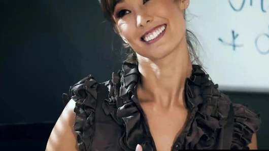 Saf tabu çaresiz lezbiyen öğretmen Christy Love öğrenci codey steele'e onu hamile bırakması için yalvarıyor