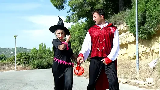 Horny couple sneak out of a Halloween party to fuck