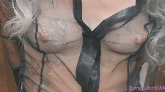 Genç bir fahişenin göğüslerine boşalmak. Süper kalite!