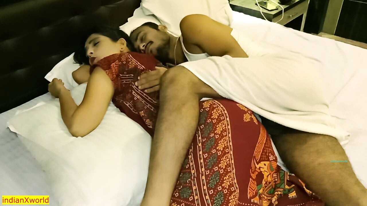 Hintli ateşli güzel kızlar ilk balayı seksi!! inanılmaz xxx hardcore seks