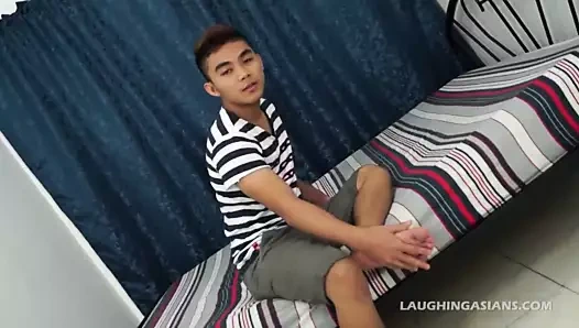 gay Asya twink lance tickled ve jacking