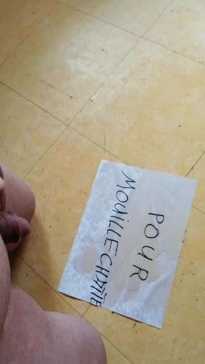 Hommage pisse pour mouillechatte
