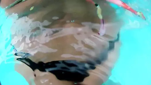 Public Outdoor Sex My Wife at Threesome