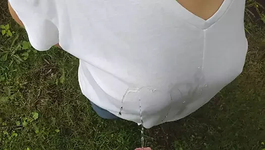 Üzerime işe. arkadaşımdan biraz yardım alarak...