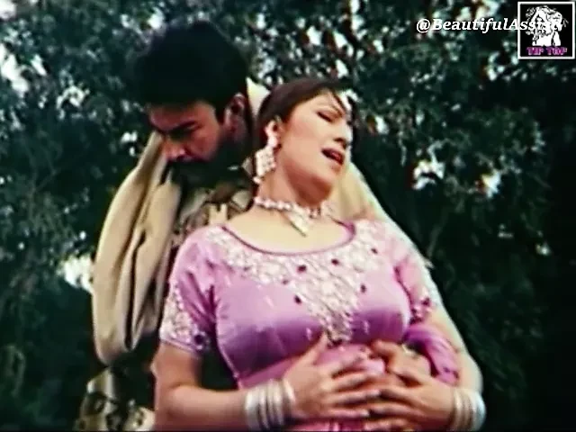 Pakistan filmi - saima khan sıcak mujra