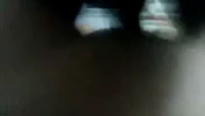 Awek ana jelir lidah