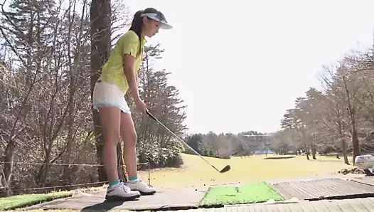 sevimli küçük fahişe seviyor emme horoz