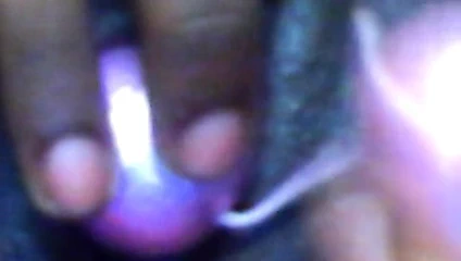 Gf geyşa taşakları ile oynuyor