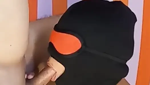 Maskeli oral seks olgun