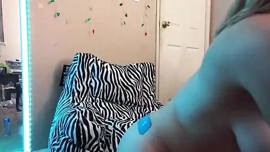 güzel kıllı sarışın anal yapay penis