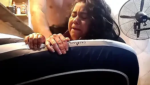 Latin milf acımasızca anal seks yaptı