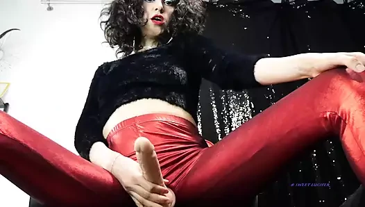 Şeytanın ibnesi her zaman yutuyor