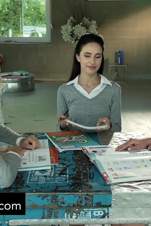 Enstitü Tuvaletinde