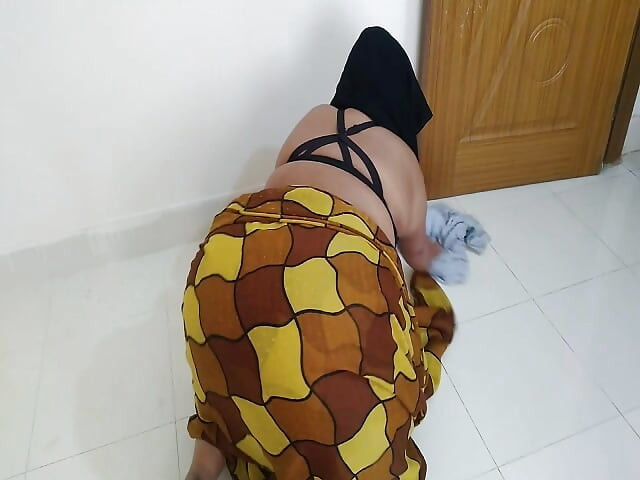 Tamil Badi Bahen ko Chote Bhaie Ne Ghar par Chudai Kar Dia - Desi Village Sex (Clear Audio)